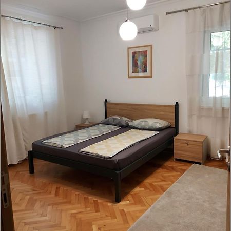 L&C- Location And Comfort In 2 Bdr Apartment โซเฟีย ภายนอก รูปภาพ